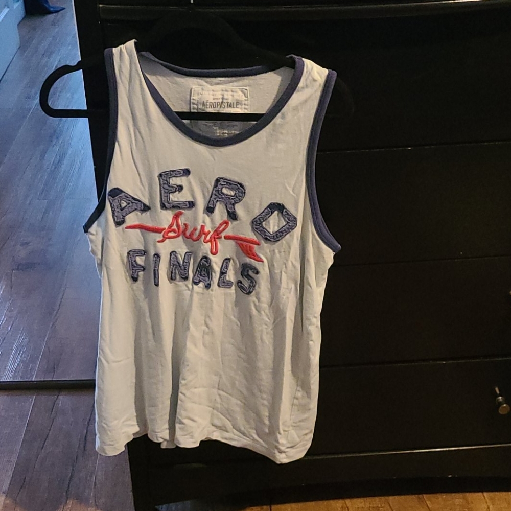 Tank tops - Picture 3 of 5